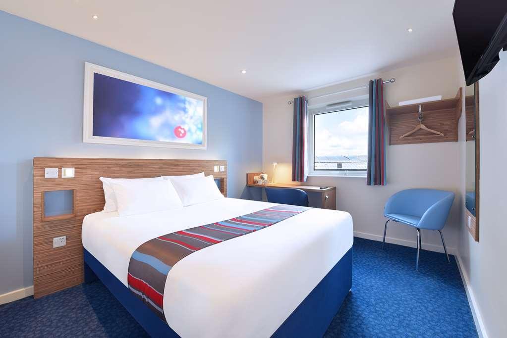 Travelodge Bracknell Central Δωμάτιο φωτογραφία