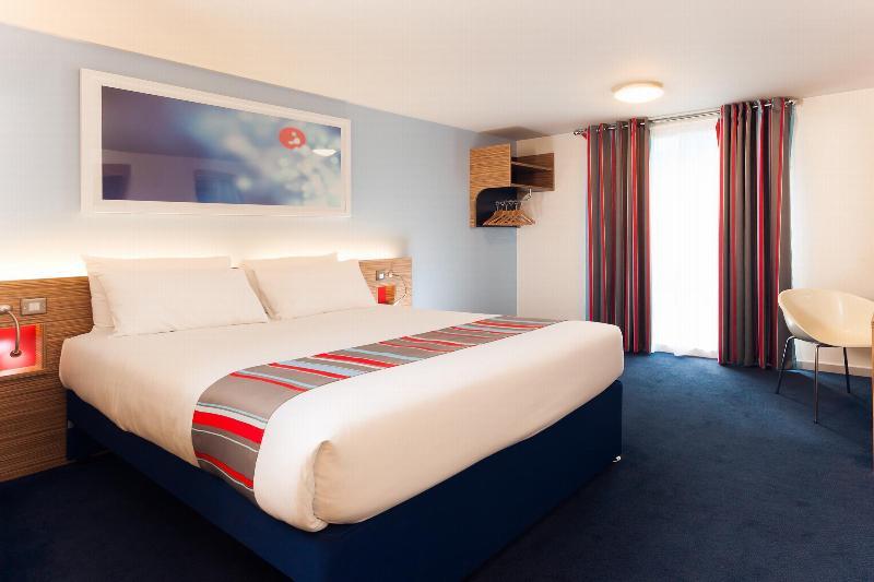 Travelodge Bracknell Central Εξωτερικό φωτογραφία