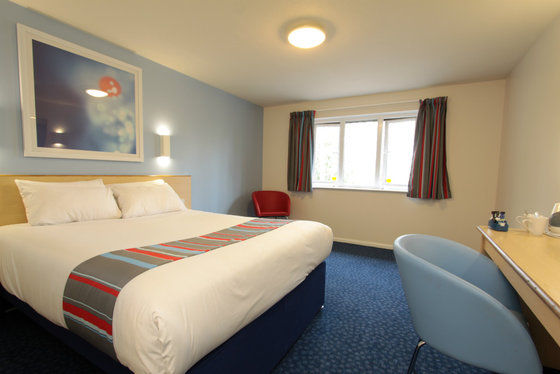 Travelodge Bracknell Central Δωμάτιο φωτογραφία