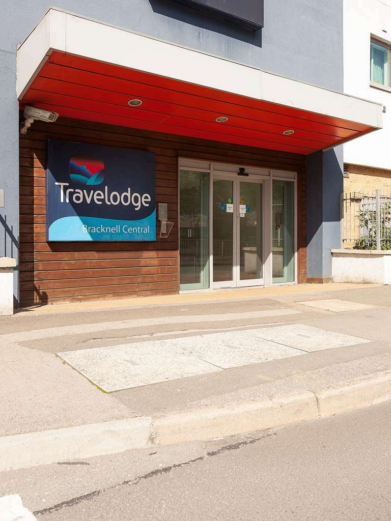 Travelodge Bracknell Central Εξωτερικό φωτογραφία