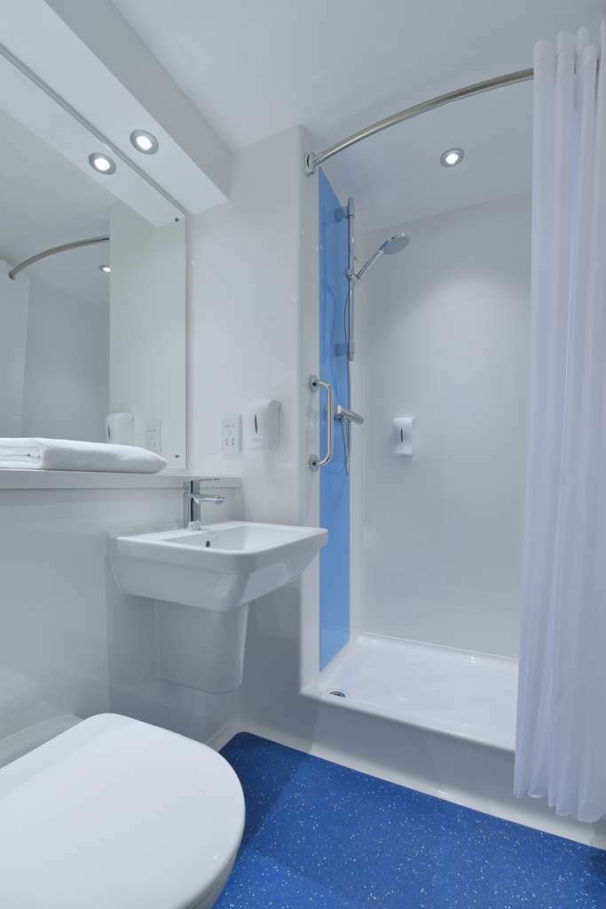 Travelodge Bracknell Central Δωμάτιο φωτογραφία